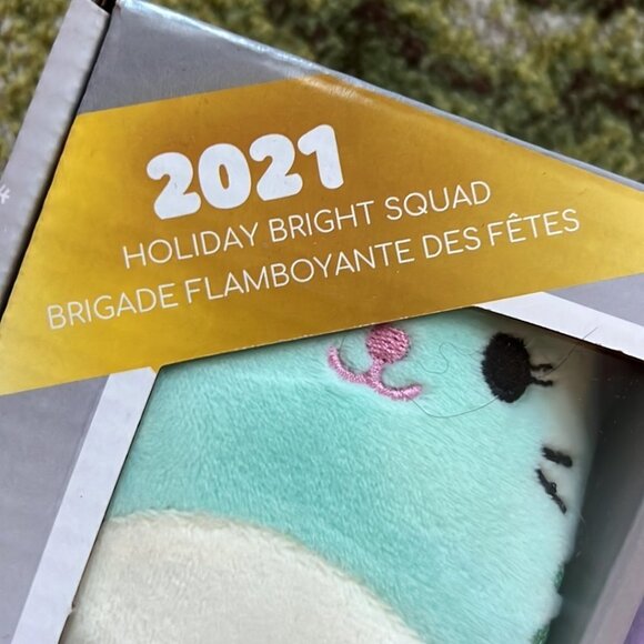 Original SQUISHMALLOWS 2021 Holiday Plush Ornament Set "Holiday Bright Squad" - Picture 2 of 4